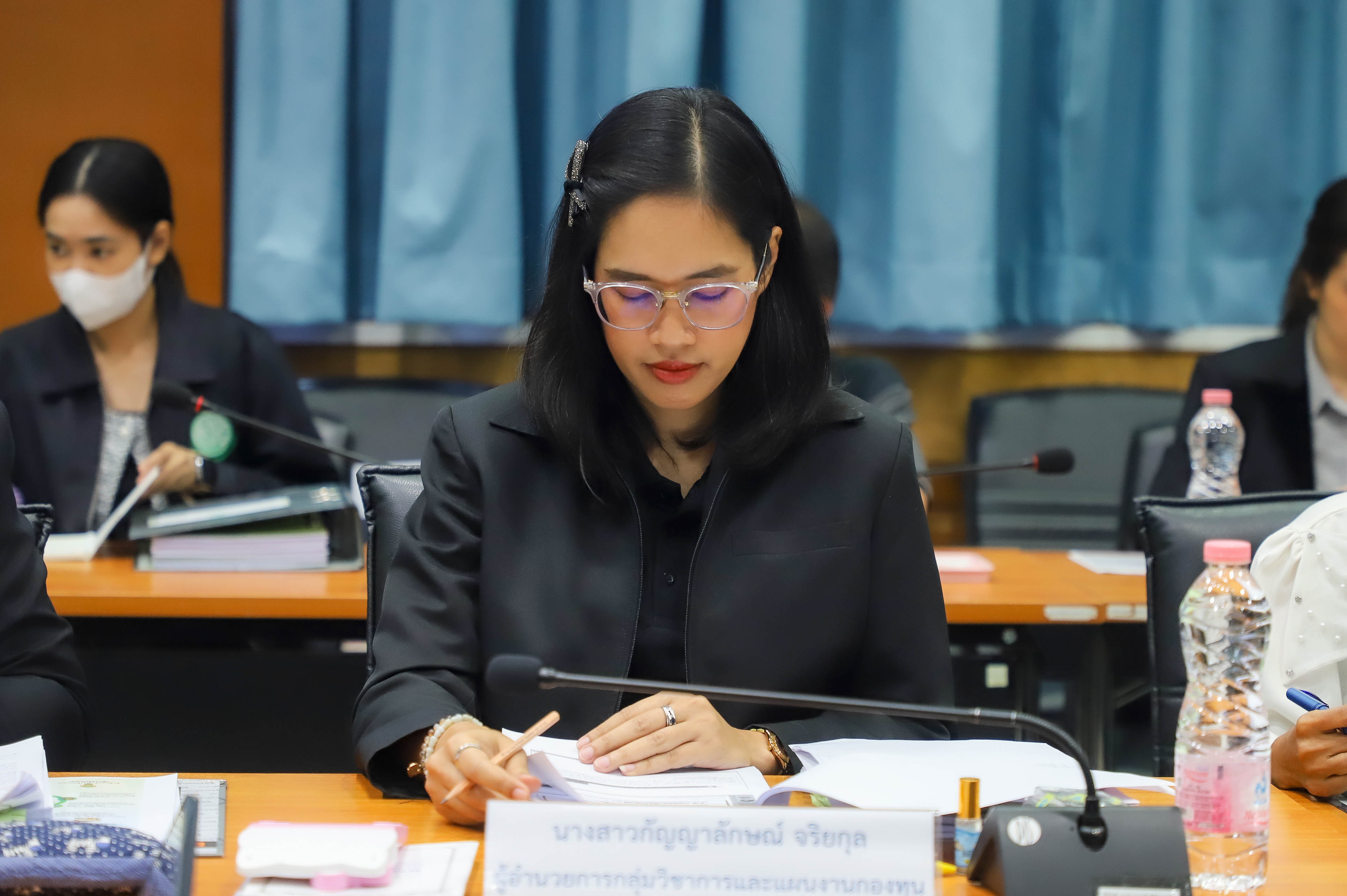 title - อกก.คง. เคาะ! ก่อสร้างสระเก็บน้ำ พัฒนาแหล่งน้ำและระบบกระจายน้ำ ไฟเขียว! หลักเกณฑ์การอนุมัติลดหรืองดเก็บดอกเบี้ย พร้อมเสนอ คปก. อนุมัติก่อสร้างระบบไฟฟ้าในแปลงที่ดิน